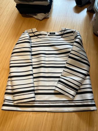 Schickes Streifenshirt Gr. 38/40 schwarz/weiss elegant
