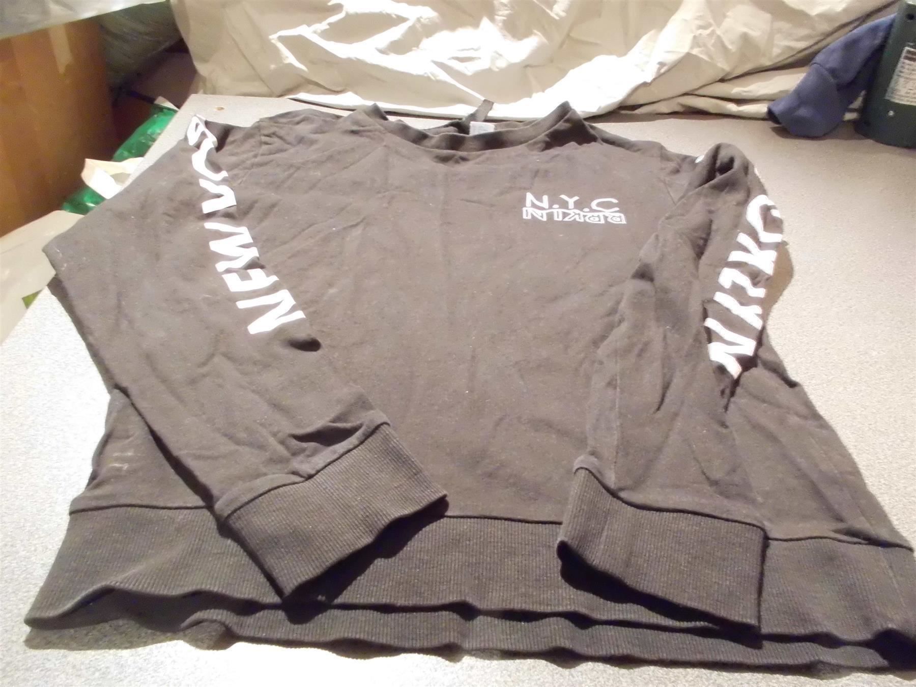 H&M Maglioni & Felpe: Pullover Grösse XS, H&M Divided, schwarz – Usato da Zürich venduto da Motzkuh