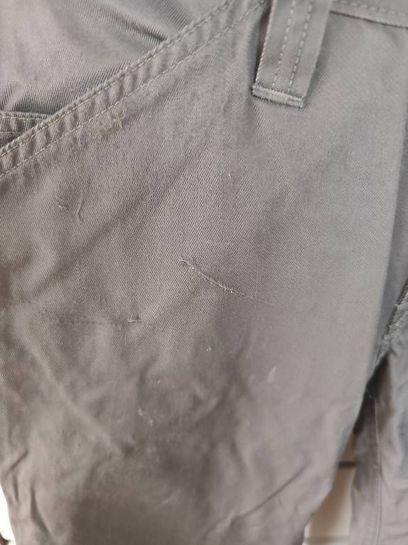 Pantaloni: Snickers Arbeitshose – Usato da Madiswil venduto da Kwon02 1