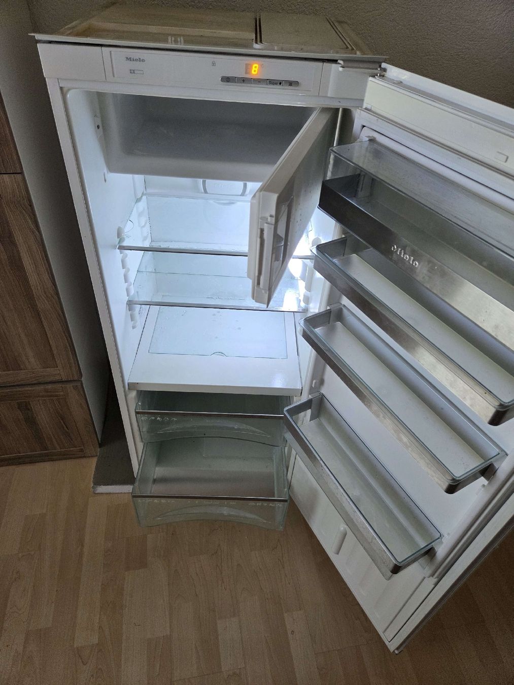 Miele Frigoriferi: Miele Einbaukühlschrank K 5108 EDF-4 – Usato da Selzach venduto da melaniepauli