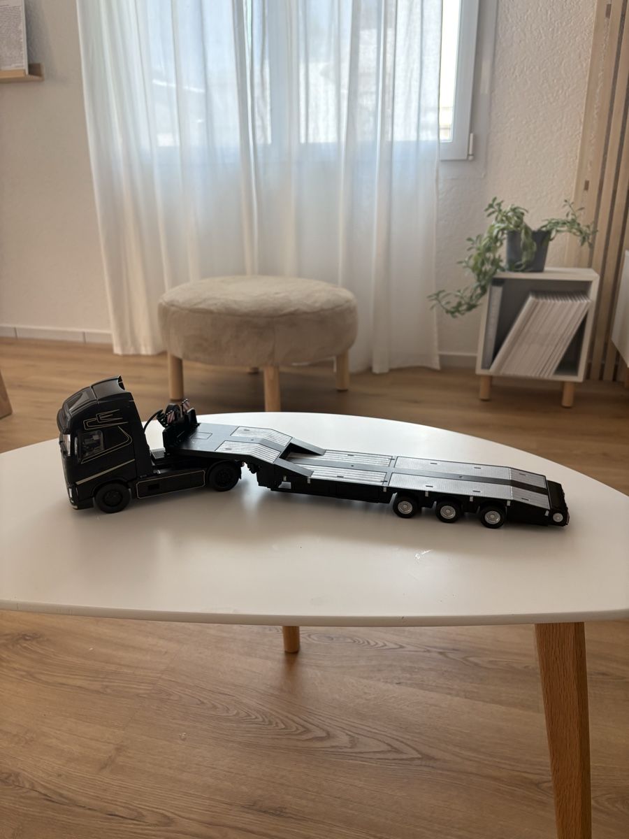 Siku Modellautos: Siku Lastwagen mit Anhänger – Gebraucht aus Uttigen von 88Griffbar88 1