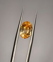 Ab 1 Fr. - 3.76 ct natürlicher Gold-Topas Edelstein