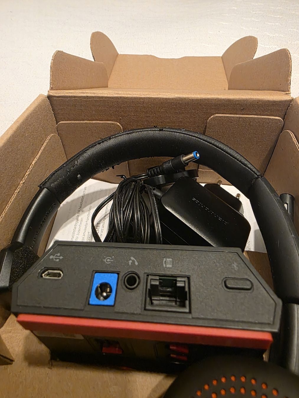 Plantronics Cuffie: Plantronics Headset V4210 CD mit Basisstation gebraucht – Usato da Untersiggenthal venduto da HK-D 4