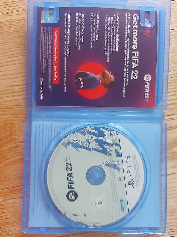 Giochi: FIFA 22 Playstation5 PS5 – Usato da Arth venduto da kerstinice 2