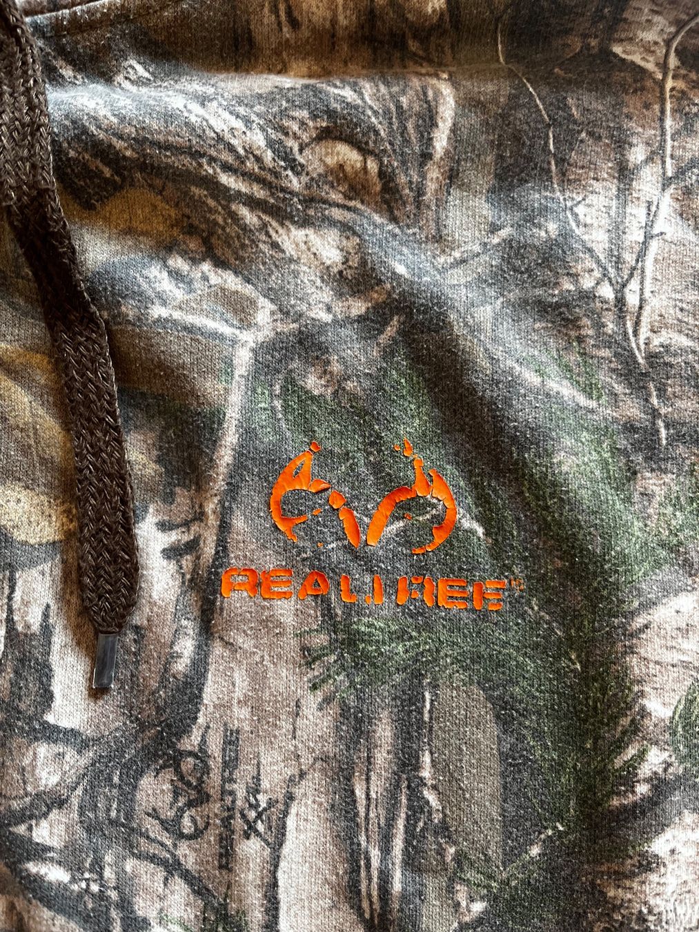Maglioni & Felpe: Vintage Realtree Hoodie Medium – Usato da Zürich venduto da jon_z2d8 1
