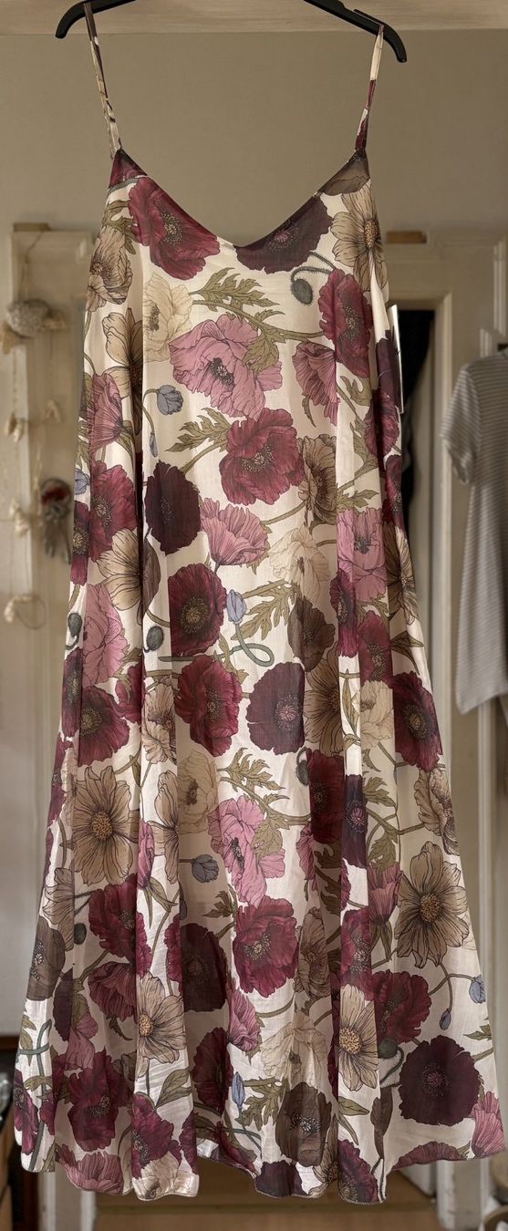 Vestiti: ROBE!! M SOLDES DE FIN DE SAISON – Nuovo e nell'imballaggio originale da Locarno venduto da NicoNion