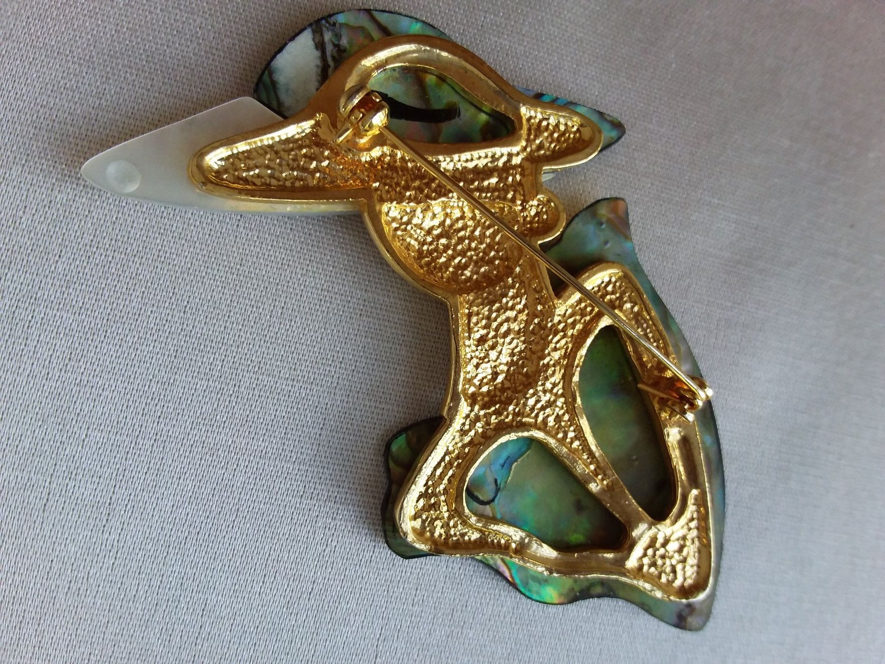 Broschen & Nadeln: Grosse Abalone Brosche Perlmutt Dame mit Hut Vintage 80er – Gebraucht aus Zürich von helsan 4