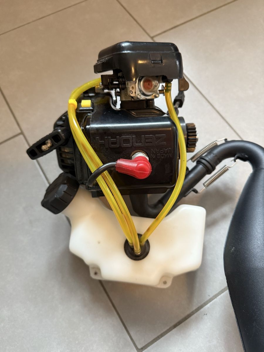 Zenoah Modellismo RC: Zenoah g230rc NEU – Nuovo e nell'imballaggio originale da Hornussen venduto da mag_7c89 2