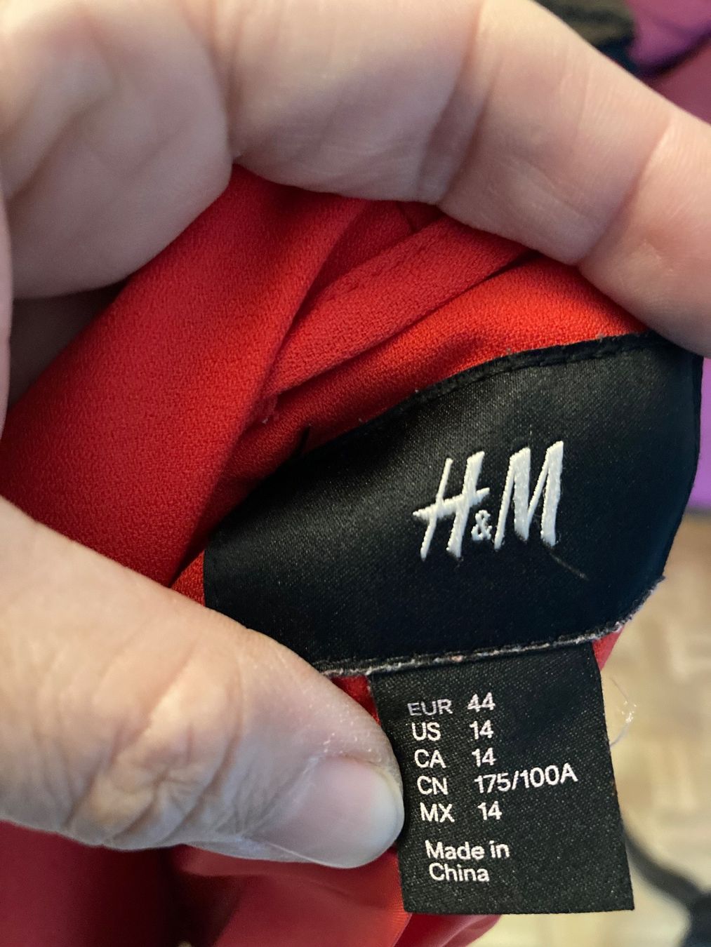 H&M Giacche: Blazer rouge t 44 – Usato da Genève venduto da ct_fqr8 2