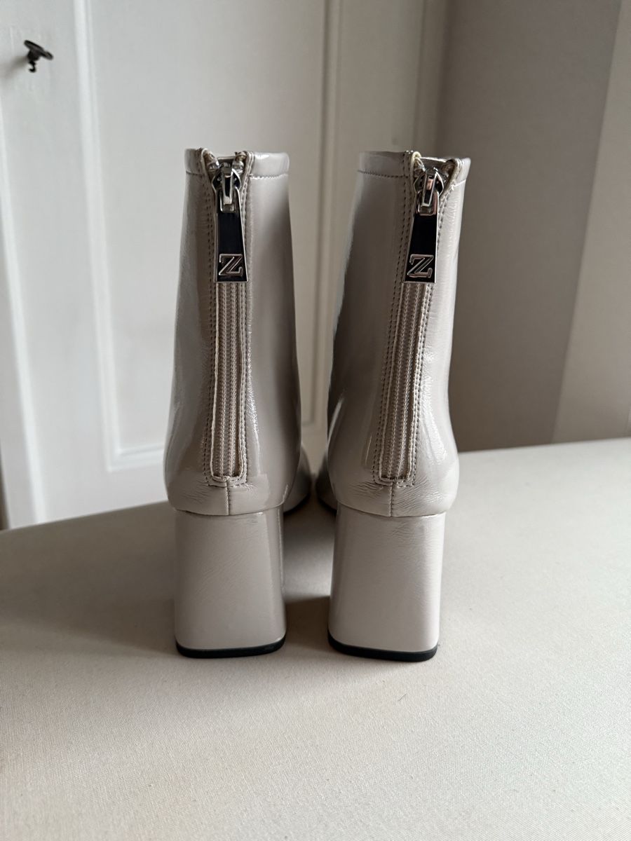 Zara Scarpe da donna: Zara Ankle Boots Size 40 - New - Never Worn – Nuovo (secondo la descrizione) da Genève venduto da jul_5xsn 3