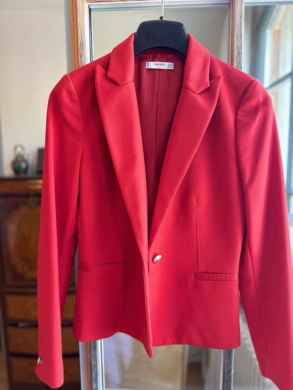 Zara Ensembles & Tailleurs: NEU Blaser von Mango Grösse S – Neuf (Voir description) à Zürich par mbu_5f9r