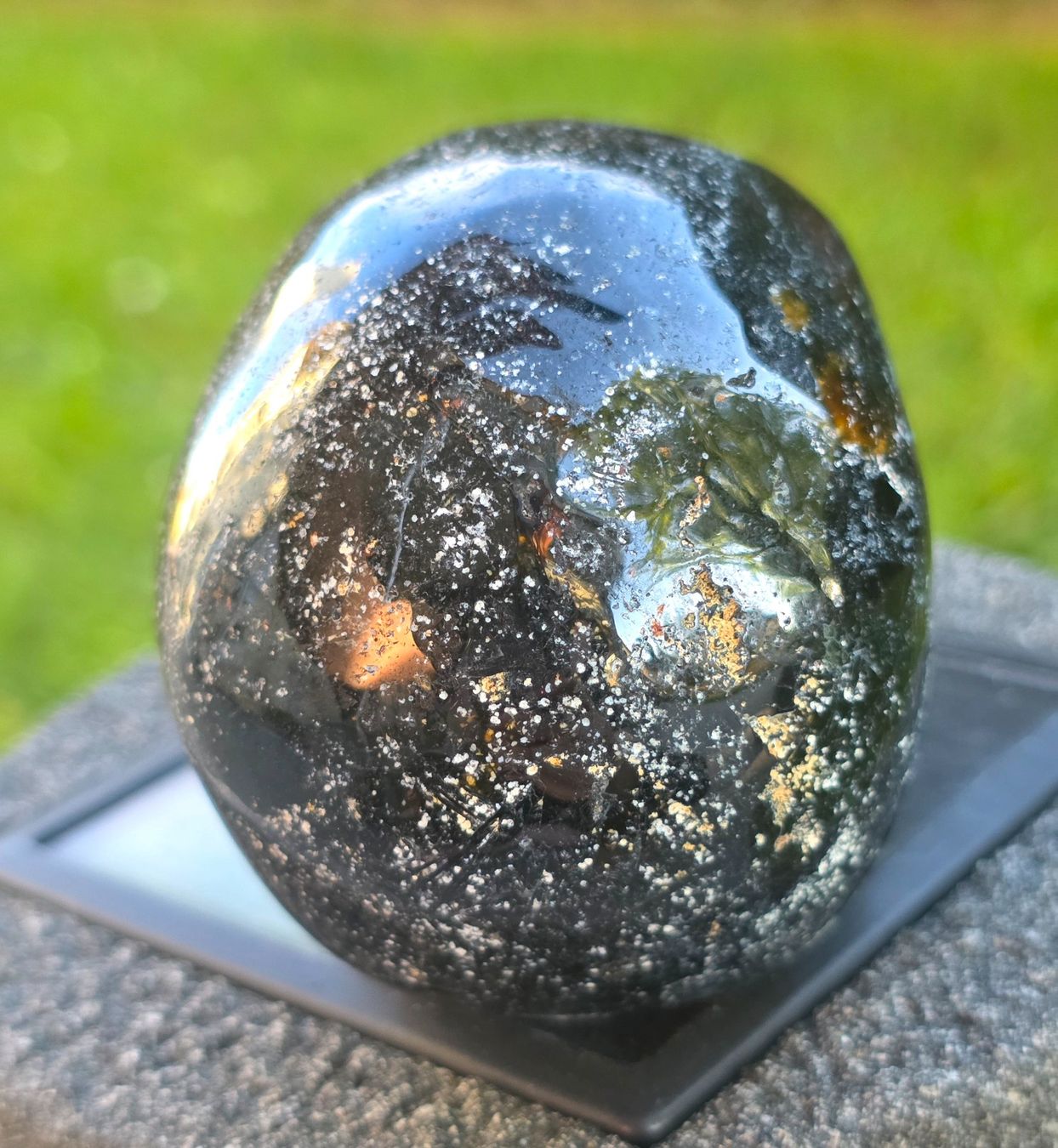 Minerali & Pietre curative: Eleganter schwarzer Turmalin Schädel B 334gg – Nuovo e nell'imballaggio originale da Matzingen venduto da Shay_Crystalz 3
