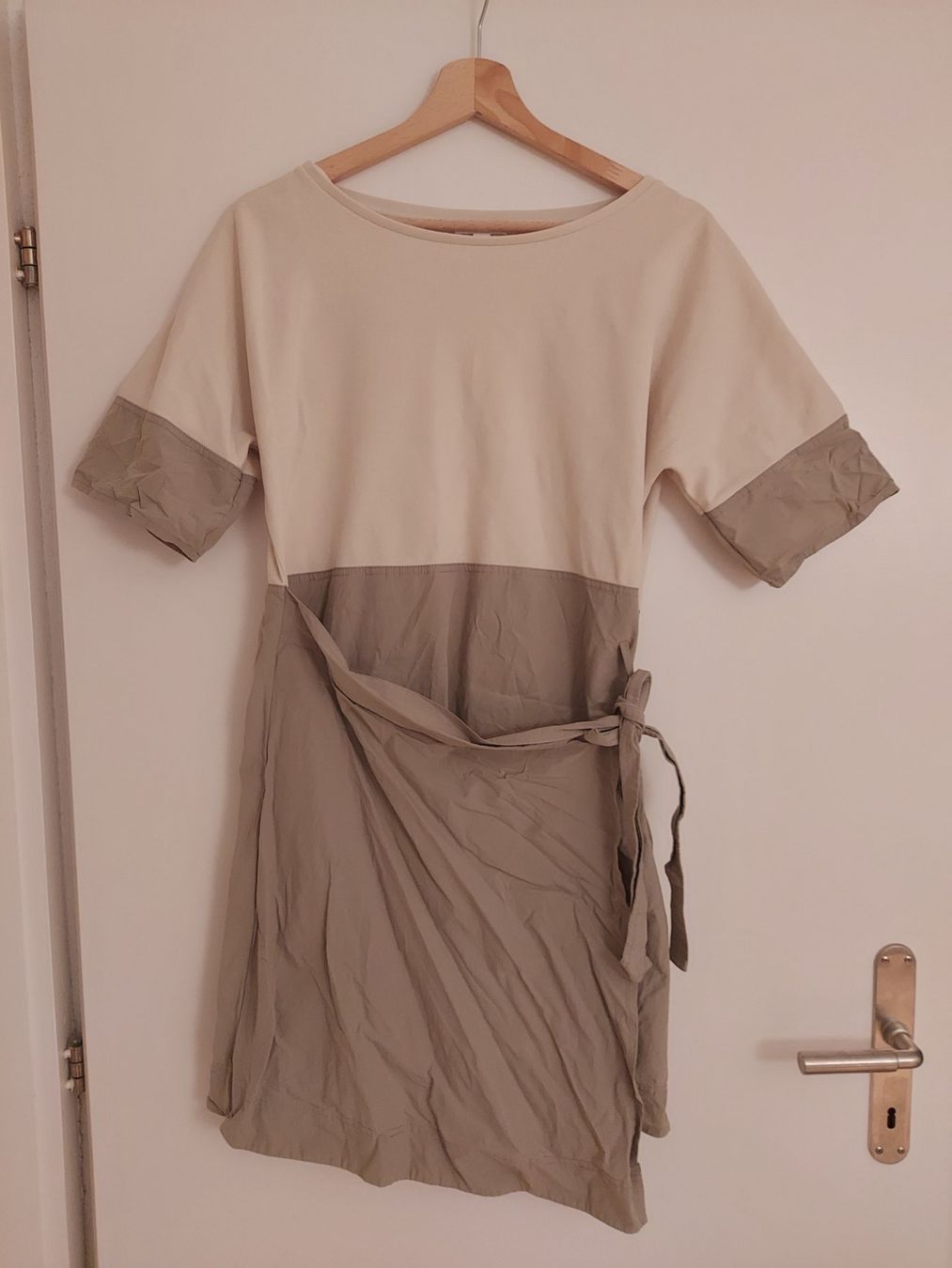 Cos Robes: Kleid COS – D'occasion à Winterthur par lar_z6sj