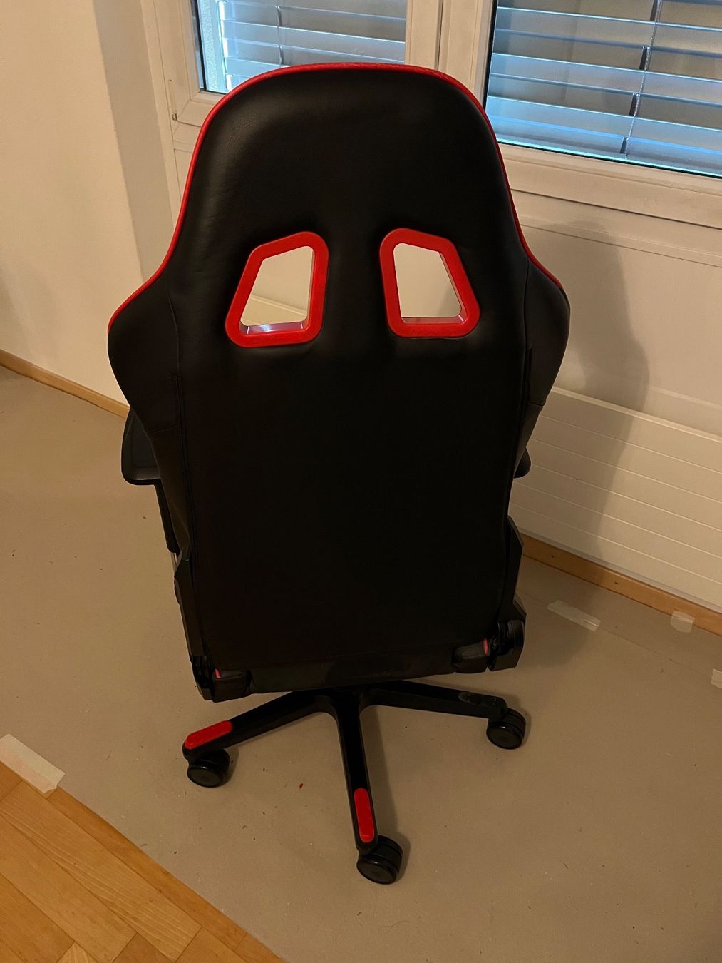 DXRacer Sedie: DXRACER Gaming Stuhl – Usato da Stäfa venduto da PatrickOO7 3
