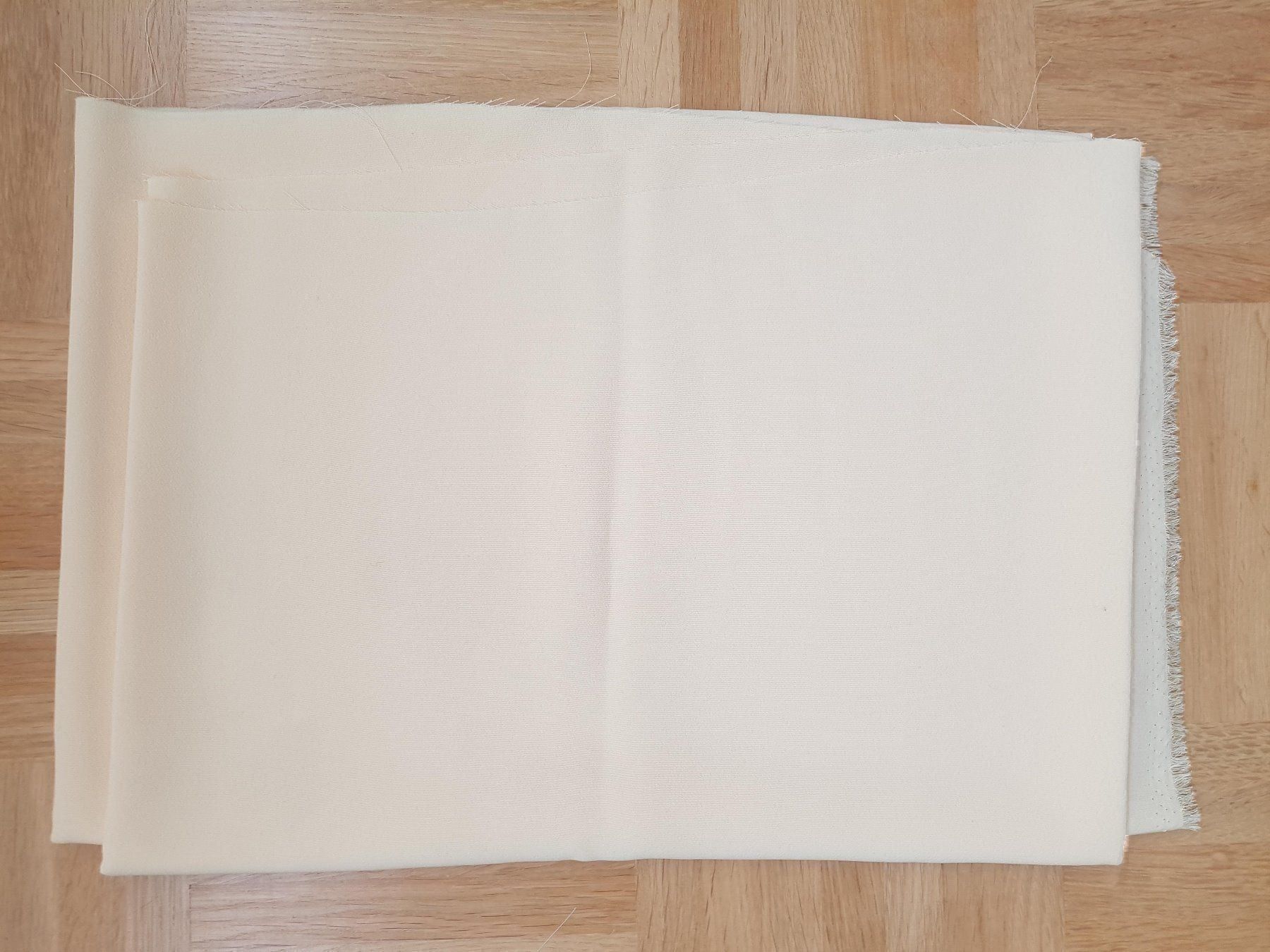 Stoffe: Viskose Stoff Gelb ca. 103x140cm – Neu und originalverpackt aus Zürich von yro_qvz7