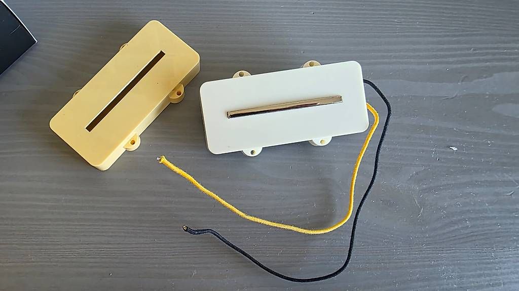 Instruments de musique: Micro Lollar Blademaster (format Jazzmaster) – D'occasion à Genève par dca_fx2v 3