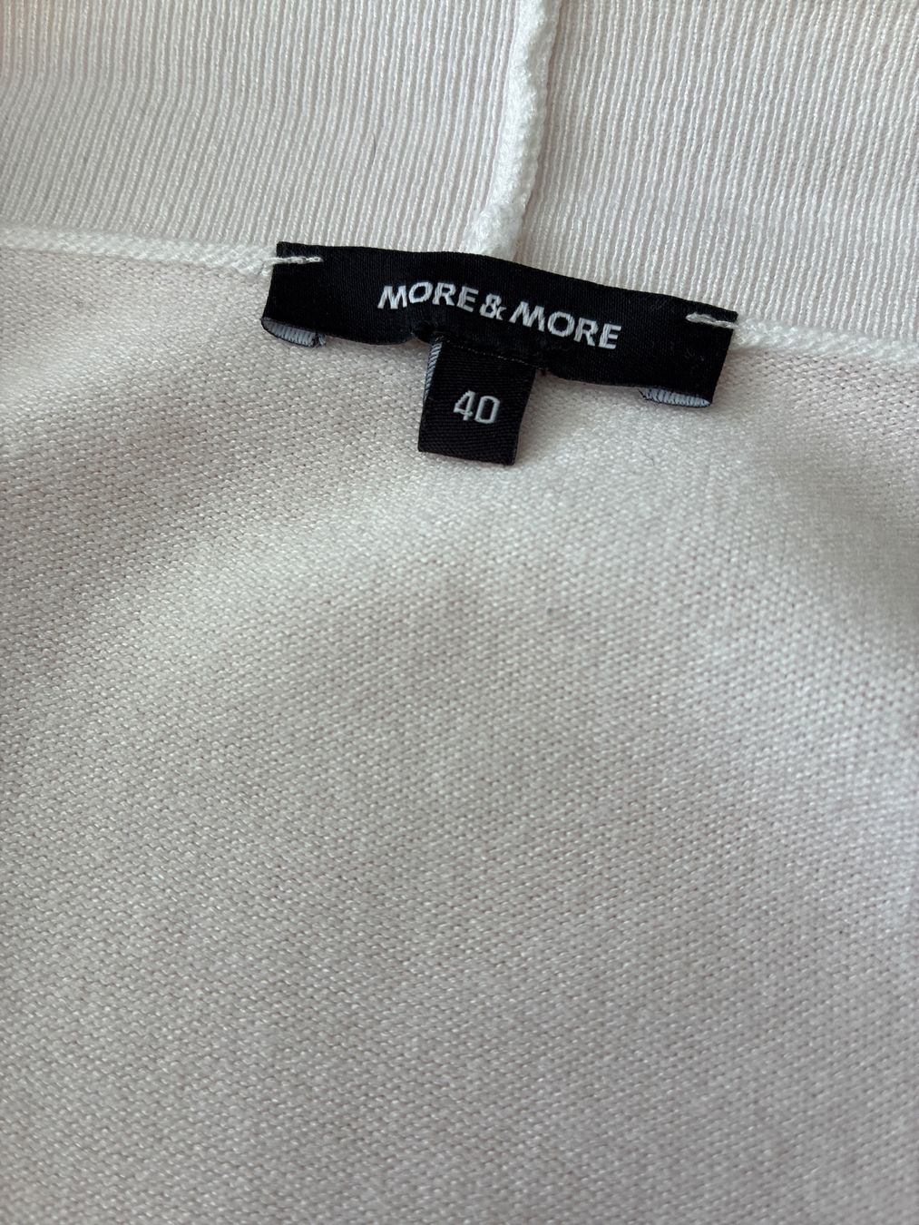 Bolero: Schicker Bolero von More & More Gr 40 – Usato da Davos Platz venduto da nanigl 3