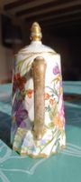 Petite cafetière ancienne