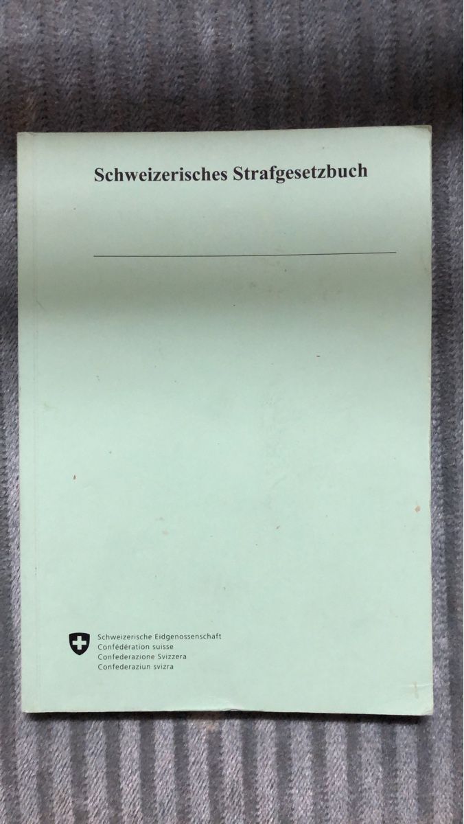 Libri: Schweizerisches Strafgesetzbuch Buch gebraucht – Usato da Zürich venduto da sab_d82w
