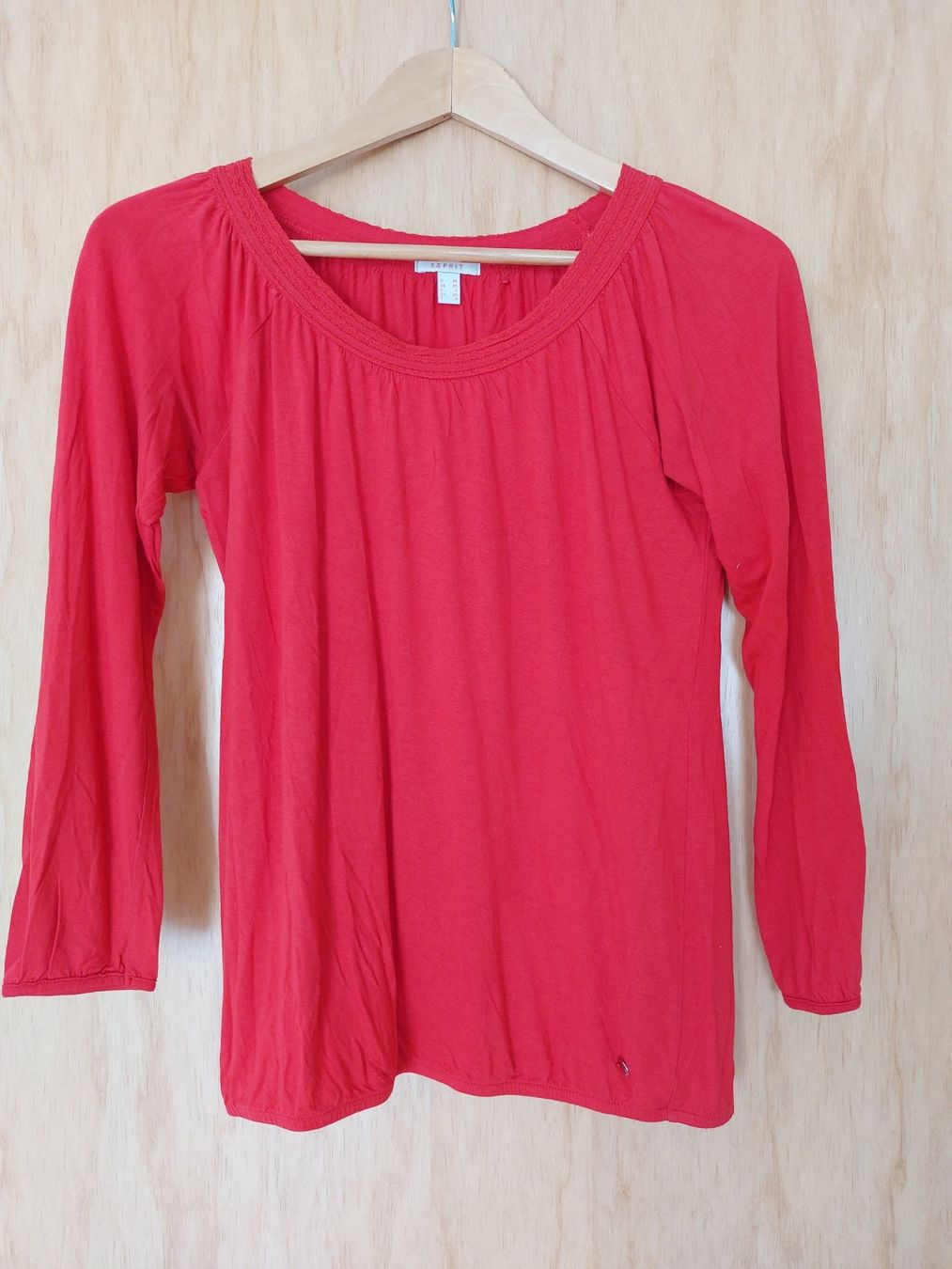 Esprit T-shirt: Esprit Shirt Gr. XS – Usato da Schmitten FR venduto da ReniStern