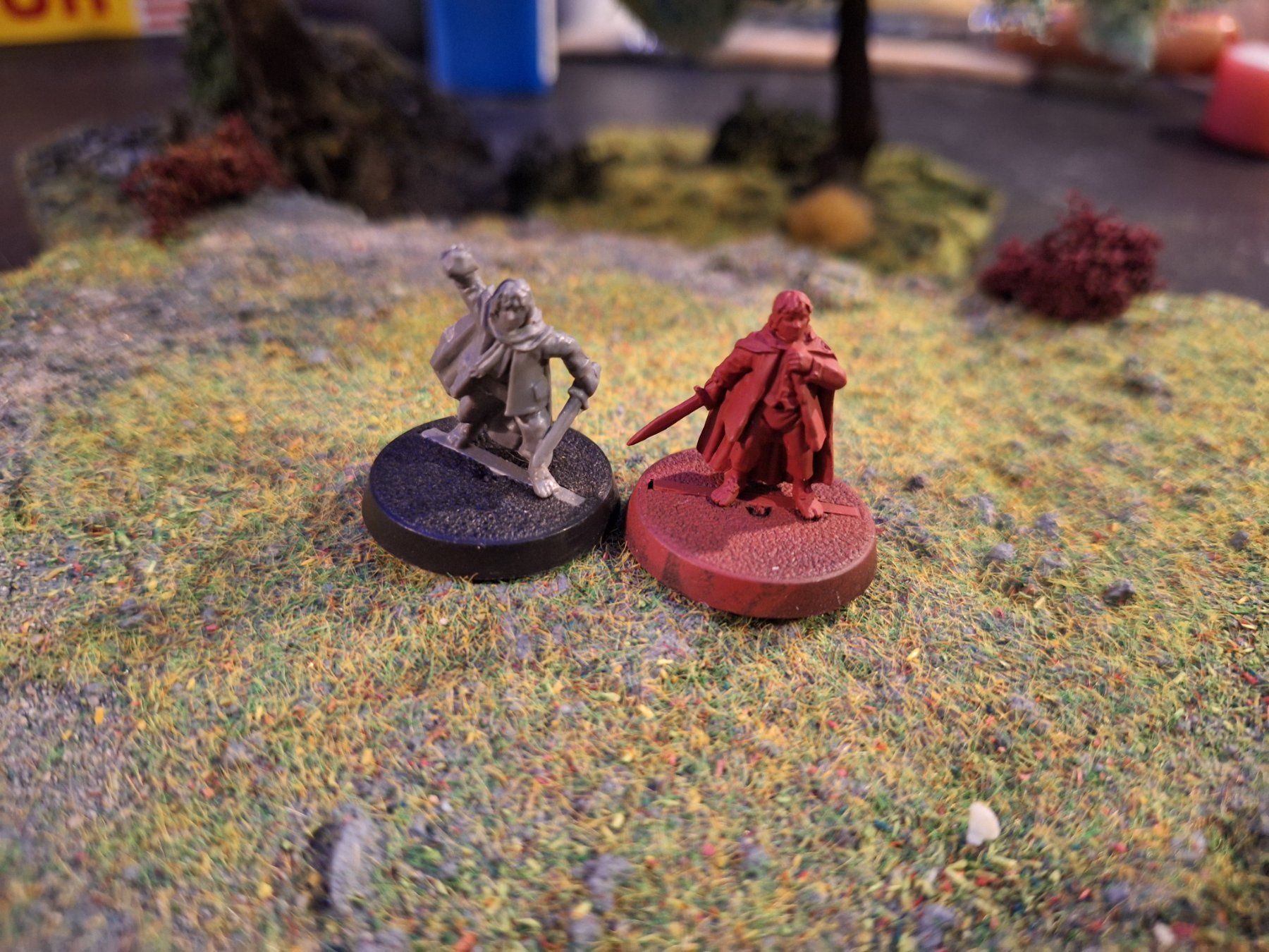 Statuette: Herr der Ringe Miniaturen: Frodo & Marry! – Usato da Recherswil venduto da Toby.sk55 2