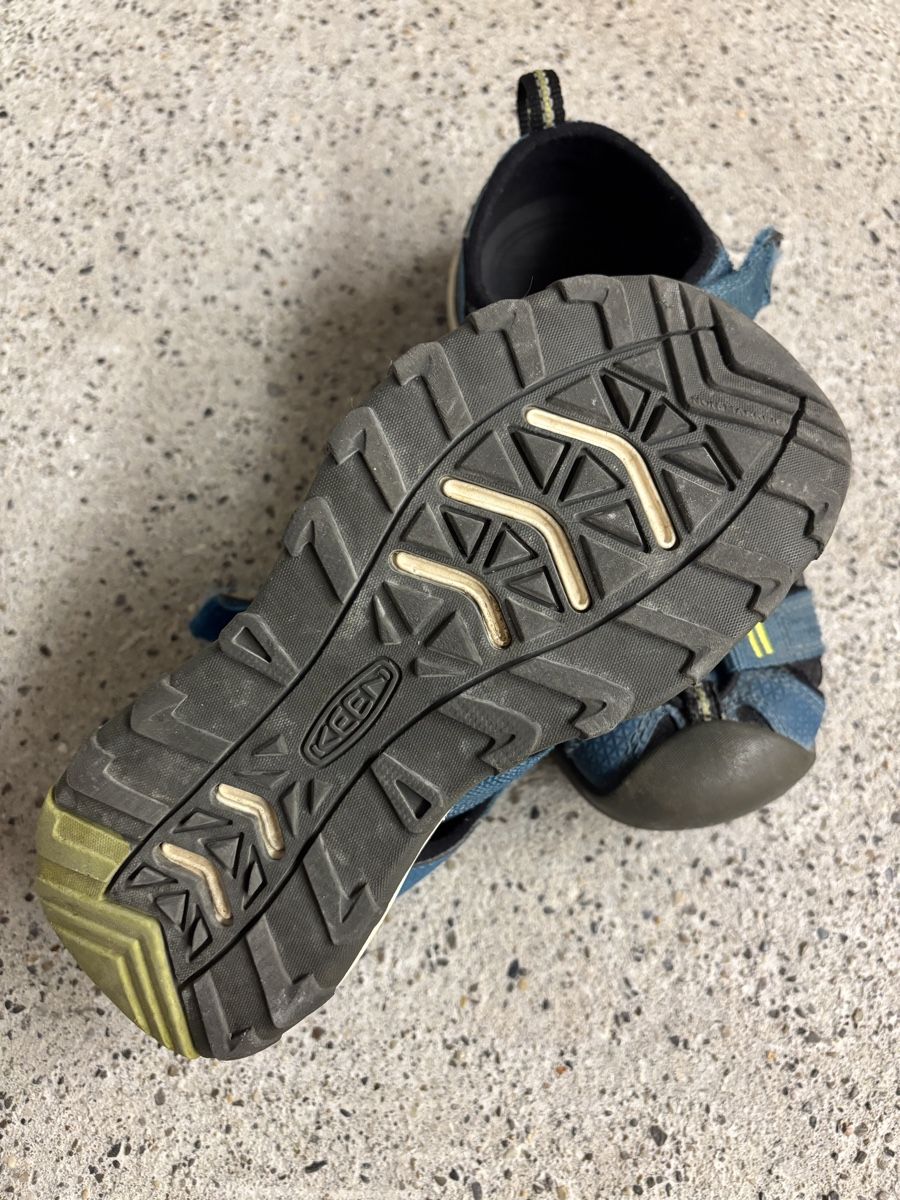 Keen Scarpe per ragazzi: KEEN Sandalen Kinder blau, Grösse 29 – Usato da Büren an der Aare venduto da Nikito2001 4