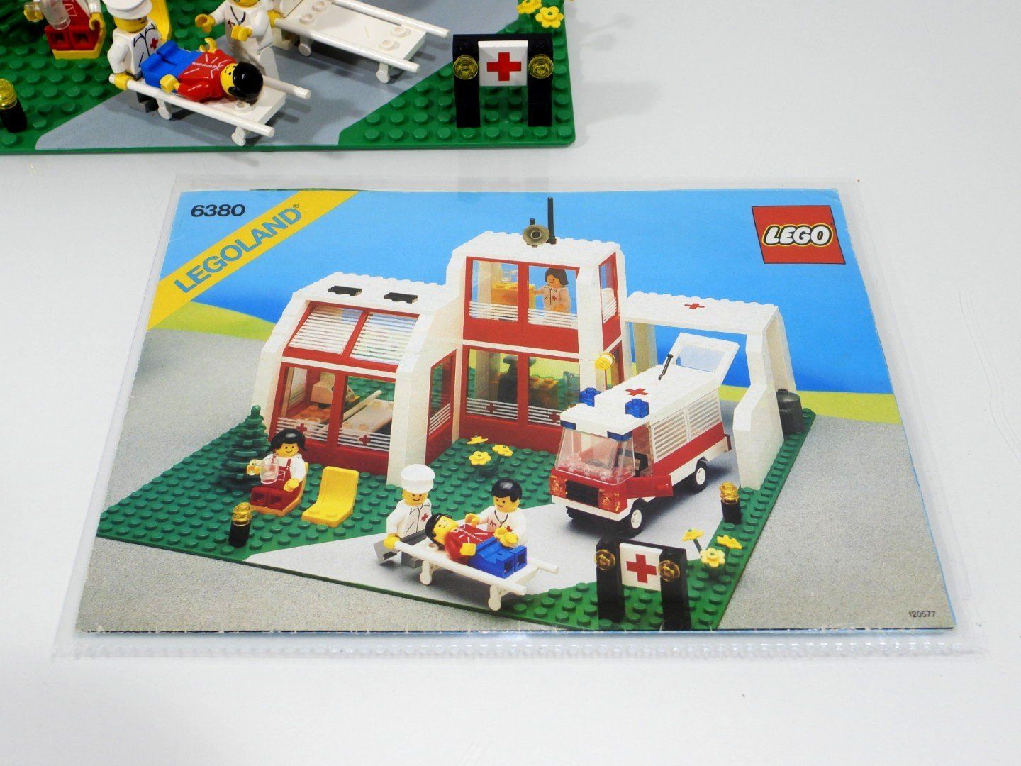 Lego Baukästen: LEGO LEGOLAND 6380 KRANKENHAUS – Gebraucht aus Turbenthal von Ddanuh 1