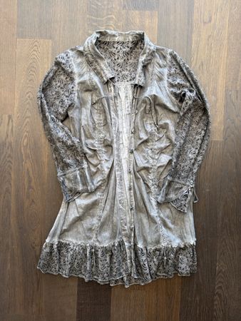 Damen Bluse grau Grösse M/L Spitzenbesatz