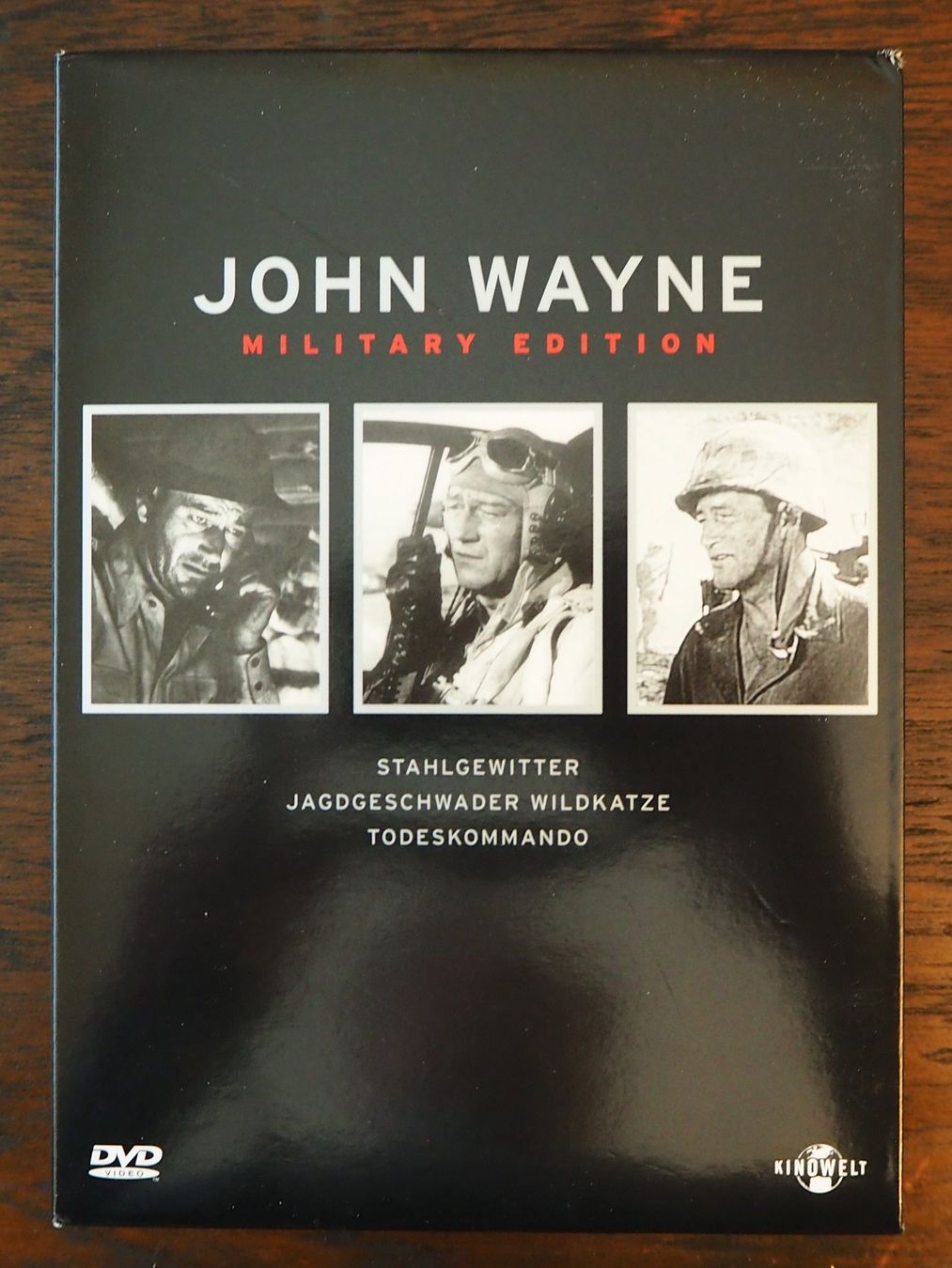 Tutti i DVDs: John Wayne - Sammlung / 6 Filme in 2 Boxen – Usato da Chur venduto da dluli 1