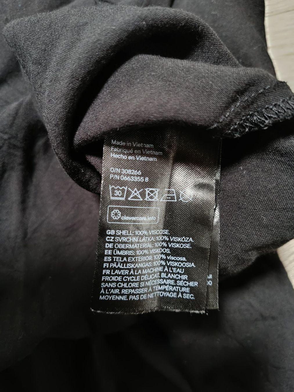 Camicette: Sweatshirt / Bluse L – Usato da Bätterkinden venduto da Elefantenzoo 2