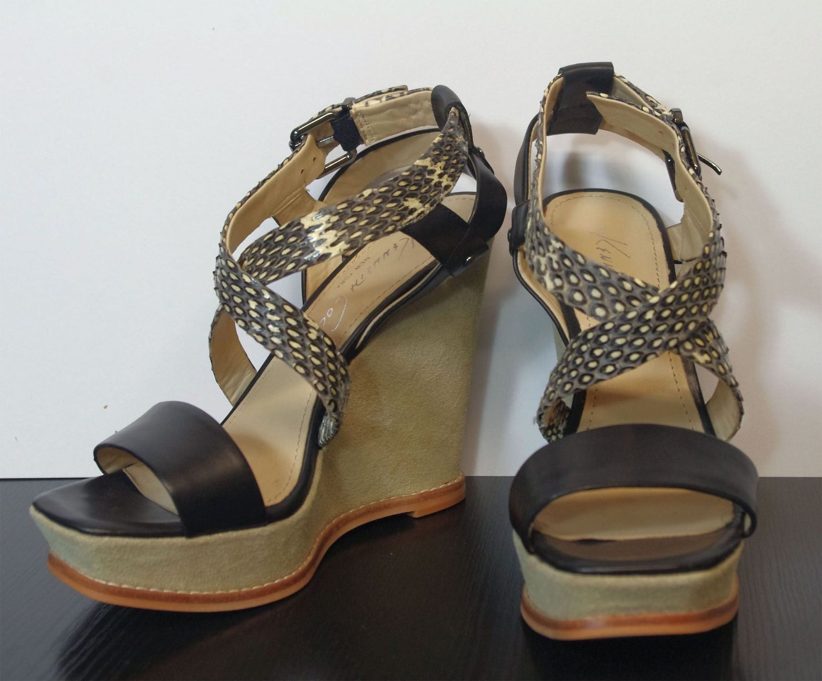 Scarpe da donna: Designer Leder Wedges von Kenneth Cole – Usato da Meggen venduto da 1Class2Hand 1