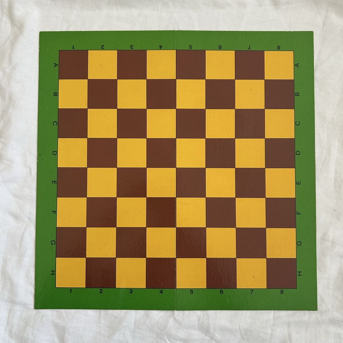 Giochi: Jeu d'échecs vintage complet "Papita" – Usato da Genève venduto da Niara18 4