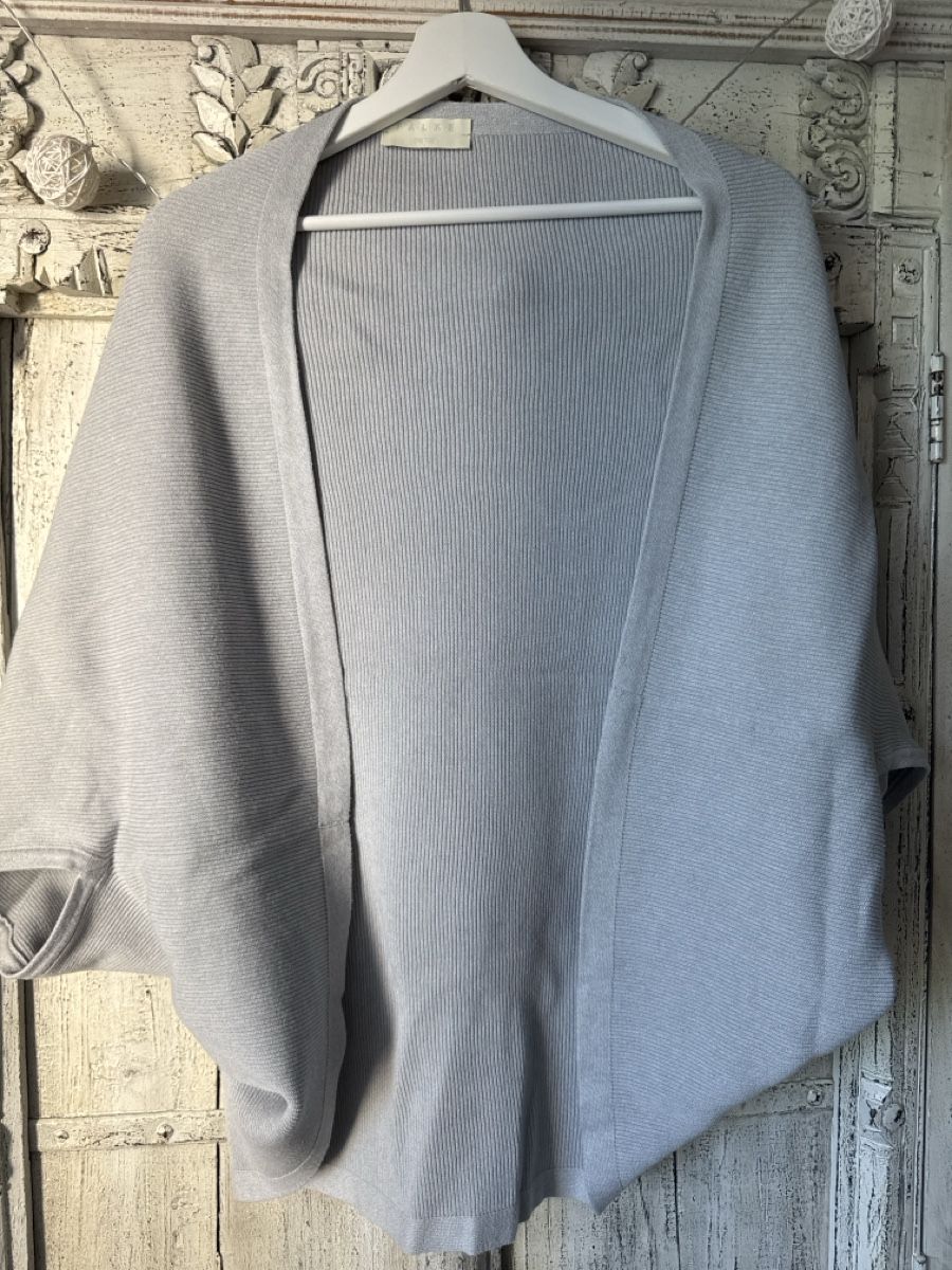 Sonstige Damenmode: Falke Strick-Cape One Size hellgrau 100% Baumwolle – Gebraucht aus Buchs ZH von Speedy01037