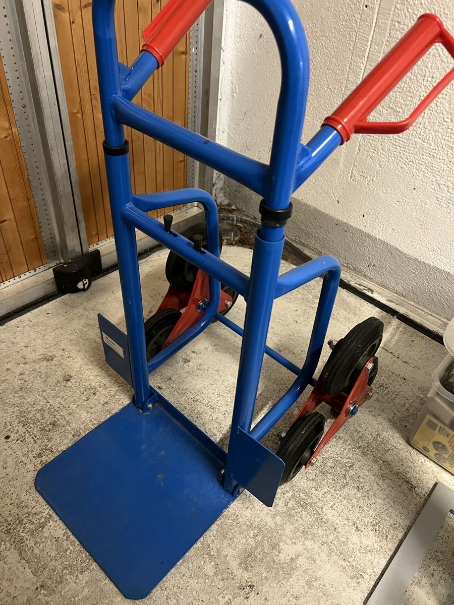 Tutti gli attrezzi: Treppensackkarre Treppen Tectake 200kg – Usato da Schaffhausen venduto da vandemonian