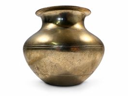 Bauchige Metallvase in Messingoptik