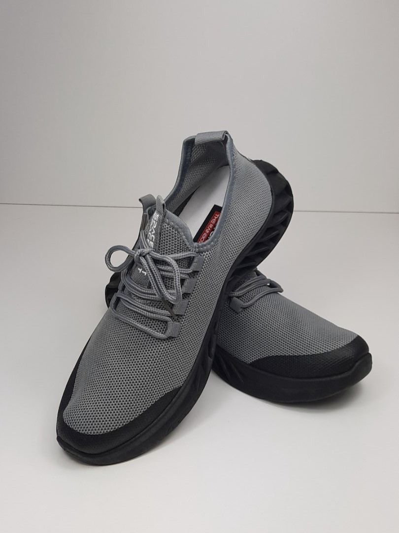 Scarpe da uomo: NASA Slip on Sneaker Beyond the Rainbow grau Gr. 40 – Nuovo e nell'imballaggio originale da Seuzach venduto da VT-Collections1 4