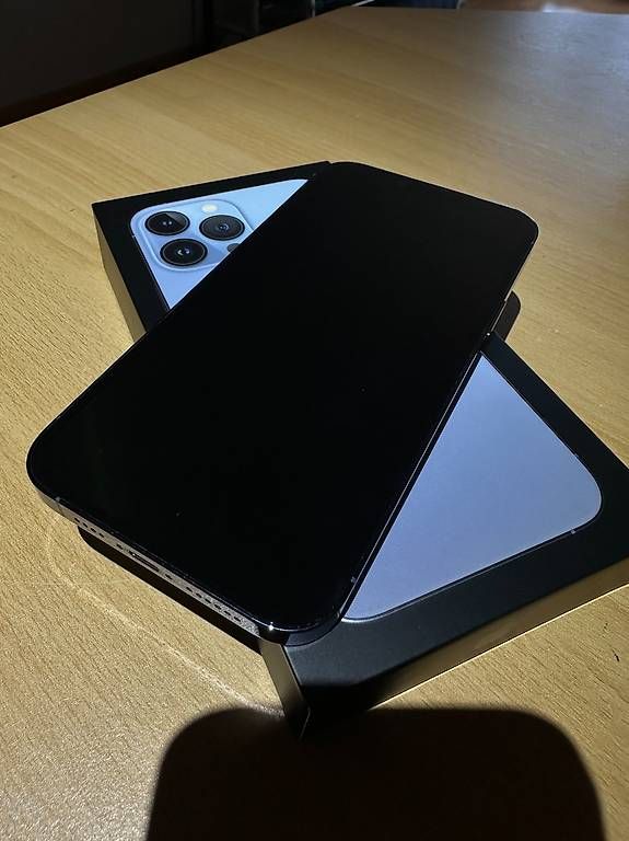 Handys / Smartphones: iPhone 13 Pro Max 128GB – Gebraucht aus Niederurnen von bear-scent 1