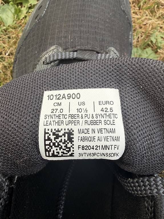 Scarpe da uomo: ASICS GEL-Trabuco 9 Trailrunning-/Wanderschuhe Gr. 42.5 – Usato da Zumikon venduto da Fahrgaestin 1