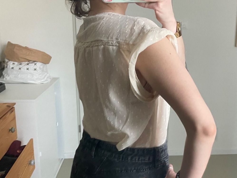 Mango Blusen: Ravissante blouse dentelle MANGO beige | Spitzenbluse Gr. S – Gebraucht aus Zürich von AnnaSa 2