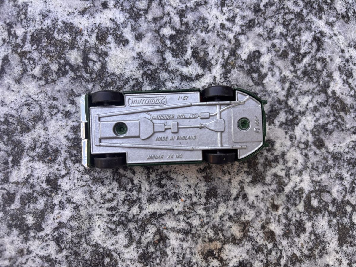 Matchbox Modellini d'auto: Matchbox Jaguar XK120 – Usato da Bern venduto da justbetter 2