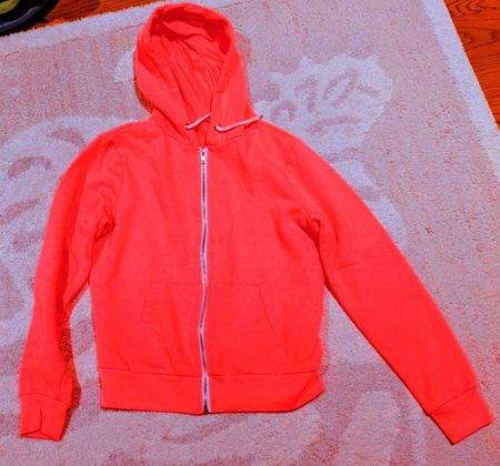 Kapuzenweatjacke Grösse S