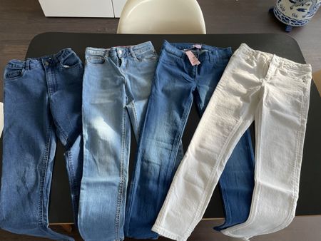 Kinder Jeans Set gemischt Marken Grössen 140-146 gebraucht