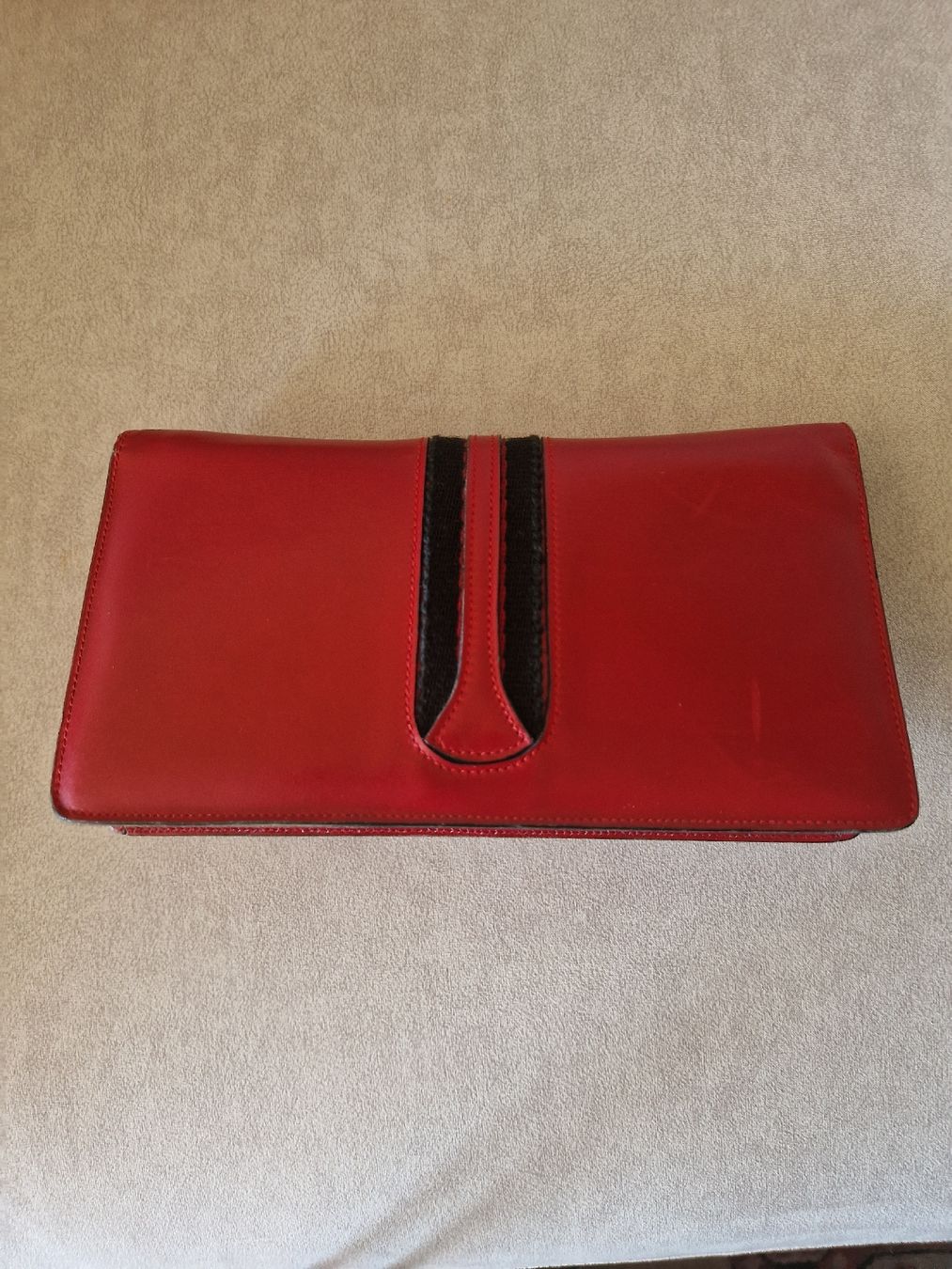 Gucci Borse da donna: Pochette Vintage Gucci, cuir rouge – Usato da Genève venduto da che_7ghr 1