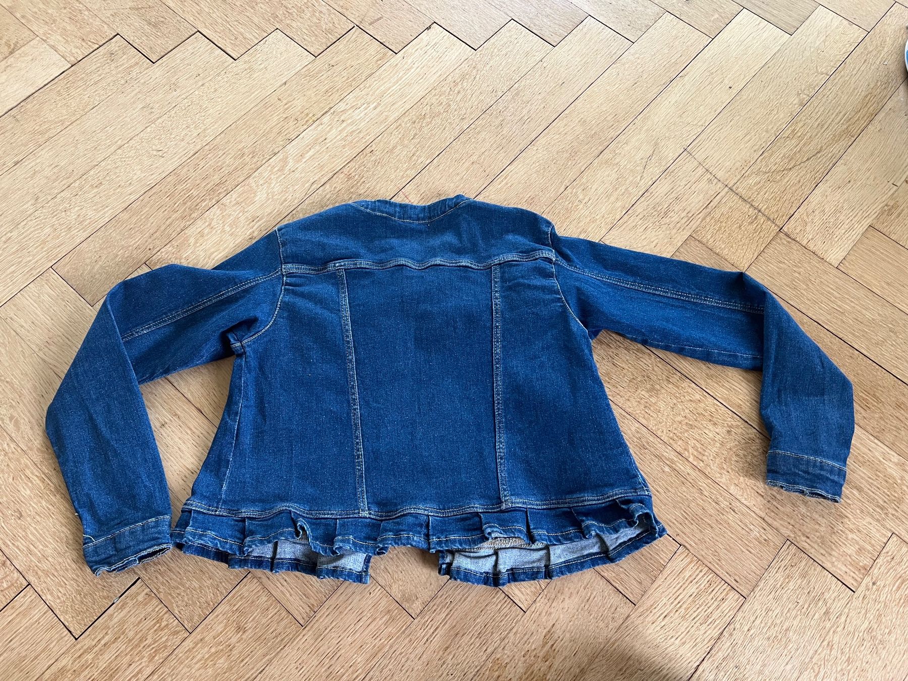 Jacken & Mäntel: Jeans Jacke Mädchen, Melby 152 – Gebraucht aus Beinwil am See von brigittehug 1