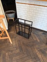 Regenschirmständer Metall schwarz 61x21x51 cm, guter Zustand