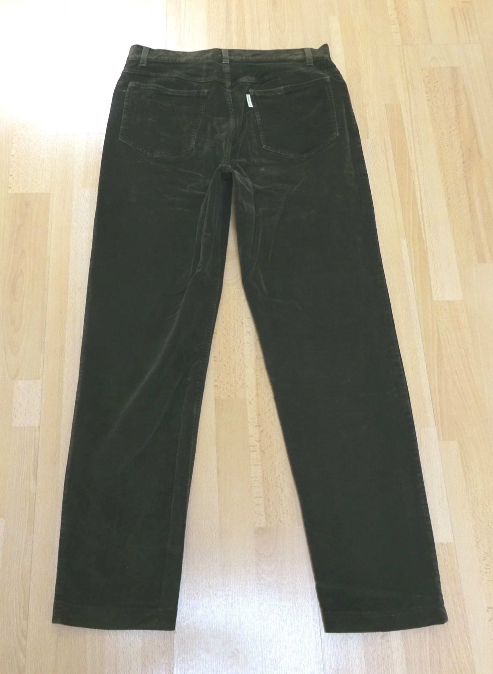 Hosen: Von Daniels - Samt Jeans - khaki - Grösse 40 – Gebraucht aus Zofingen von Justizia_01 1