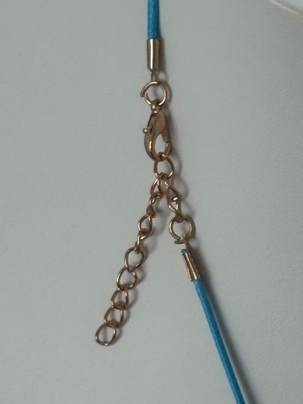 Catenine: Kette  mit Anhänger blau – Nuovo (secondo la descrizione) da Biel-Bienne venduto da Roserosse13 3