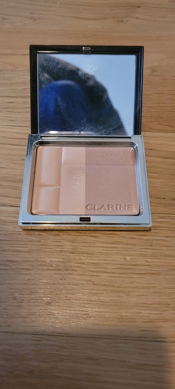 Clarins Make-up: Poudre soleil minérale  Clarins – Neu und originalverpackt aus Gland von Mezo81010