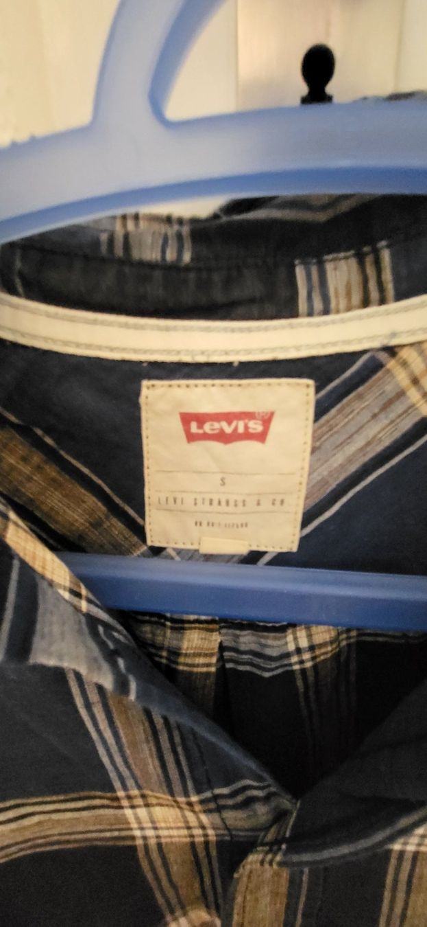 Levi's Camicie: Levi's Hemd Grösse S – Usato da Pregassona venduto da Adda83 1