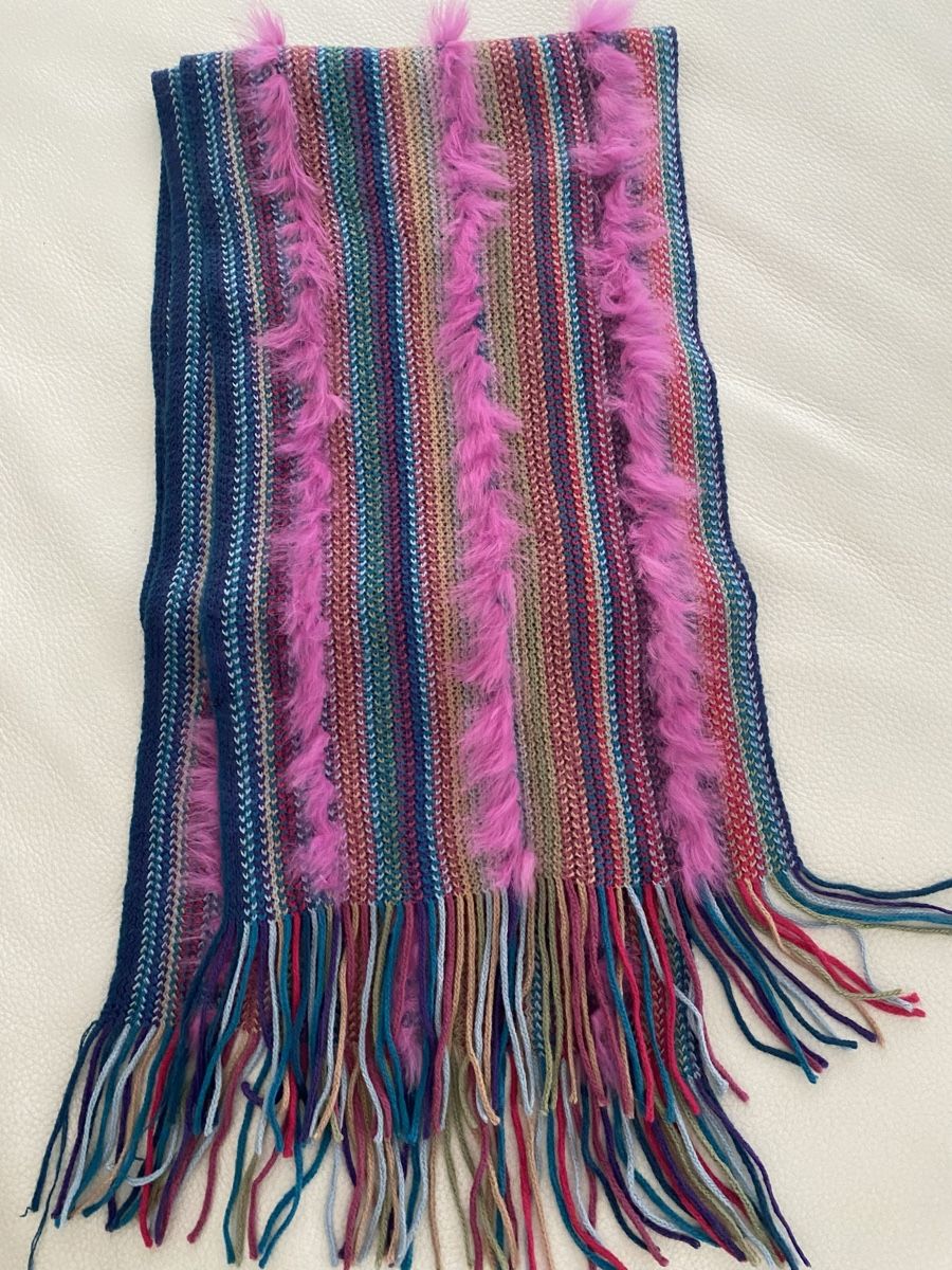 Codello Foulard & Sciarpe: Codello Schal  mit echt kanin fell 🌸 – Usato da Opfikon venduto da Luis144 1